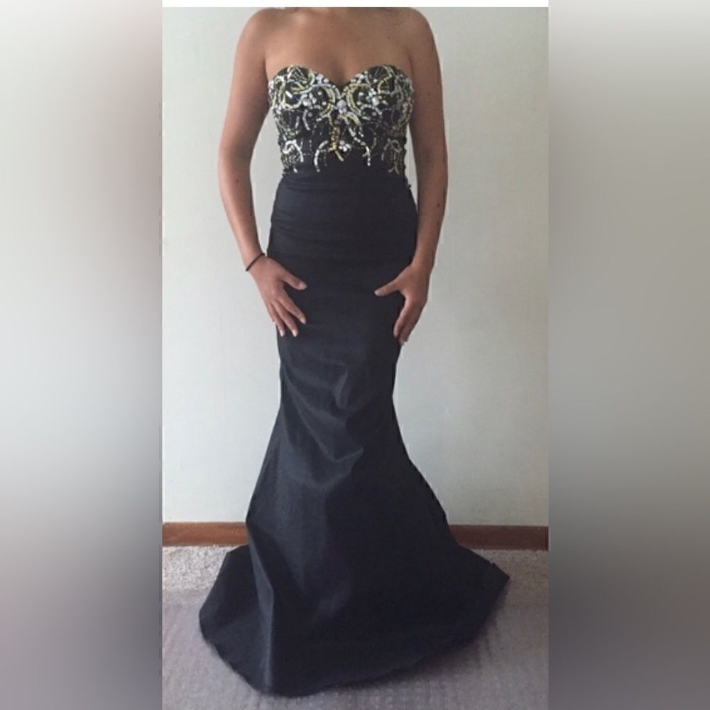 Jumps Apparel Strapless Black gown with silver and gold sequins Size 5/6 - Picture 3 of 11